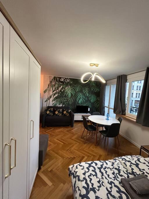 Klimatyczne Gniazdko Przy Rynku Apartment